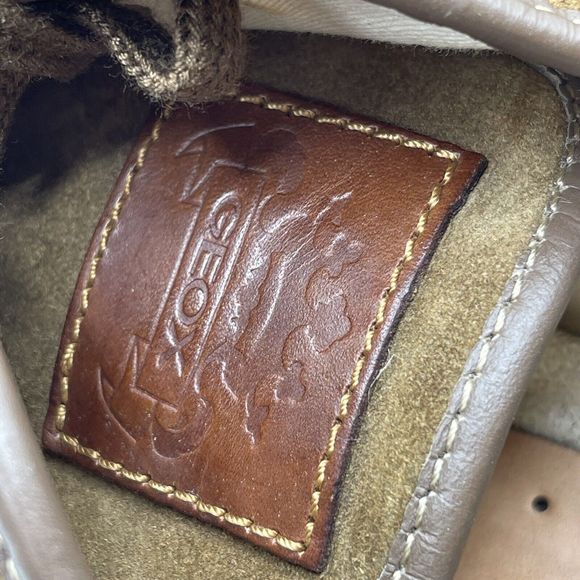 Geox Respira Brown‎ Suede Lace-up - Picture 9 of 11